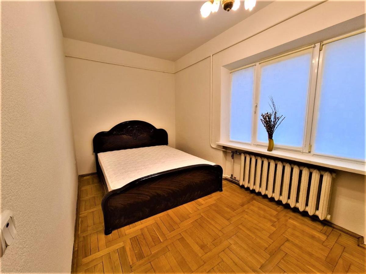 82-Avenue Apartment Cernăuți Exterior foto